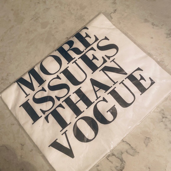 Printed Tee - Picture 2 of 2